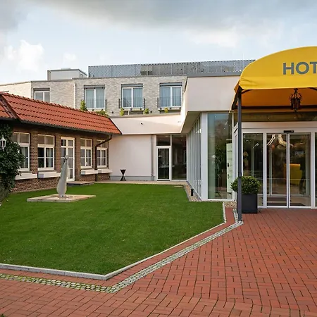 Naundrups Hof Hotel 3*